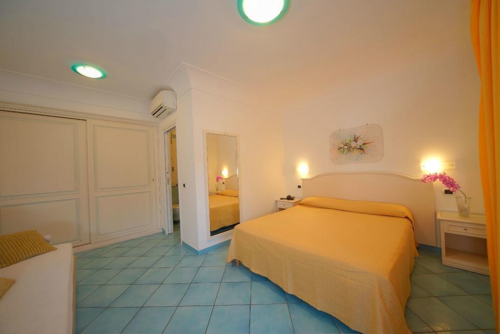 Le Canne Family Resort & Spa Forio di Ischia Habitación foto